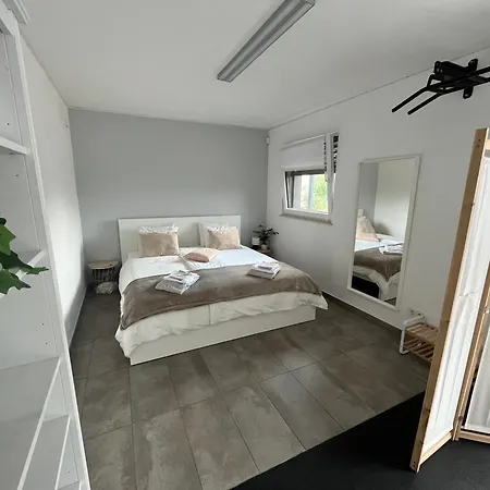 Le Nid De Salsa Apartment Walferdange